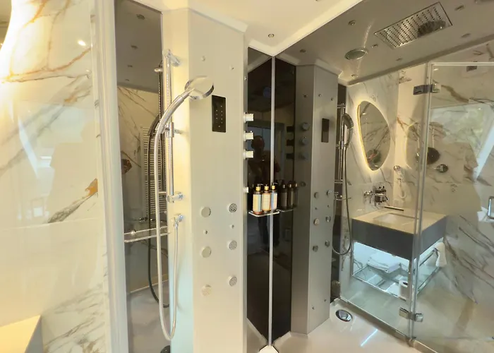 Zhong Hua Готель Сопот