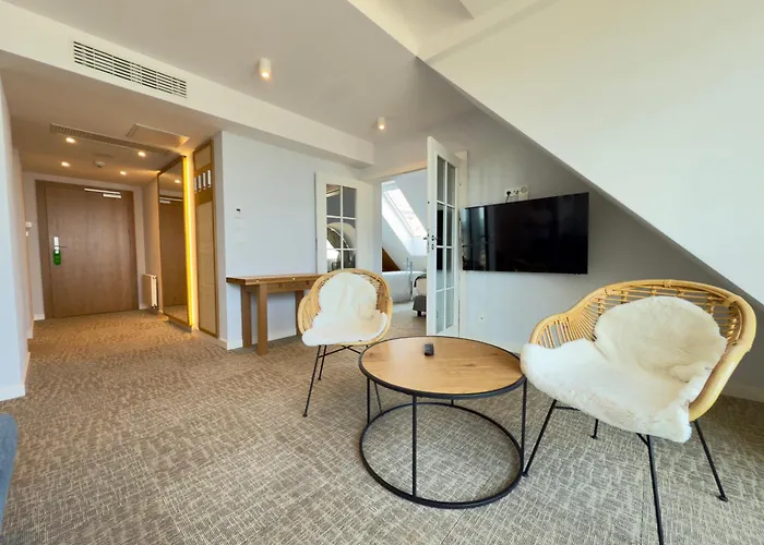 Zhong Hua Готель Сопот