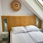 Zhong Hua 3* سوبوت